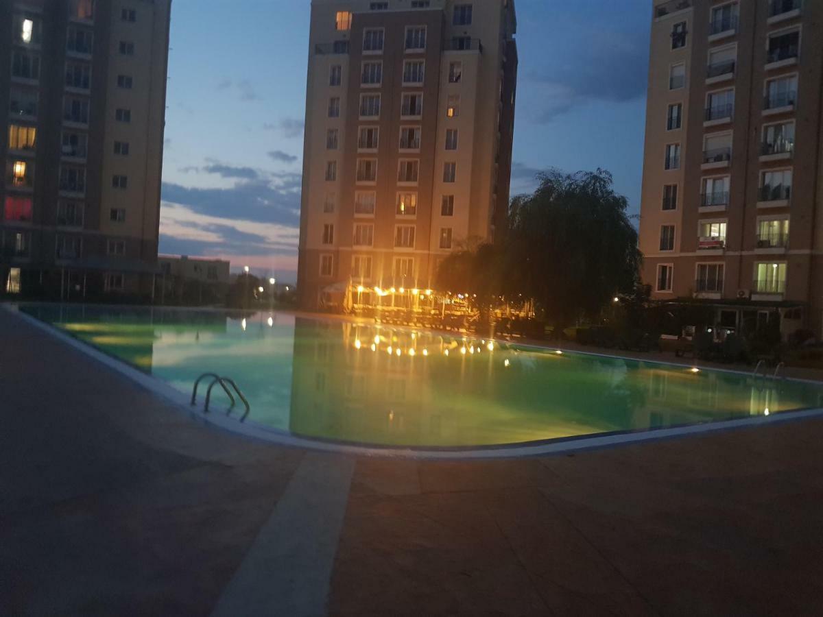Luxury Apartment With Pool In North Bucharest Cretuleasca Εξωτερικό φωτογραφία