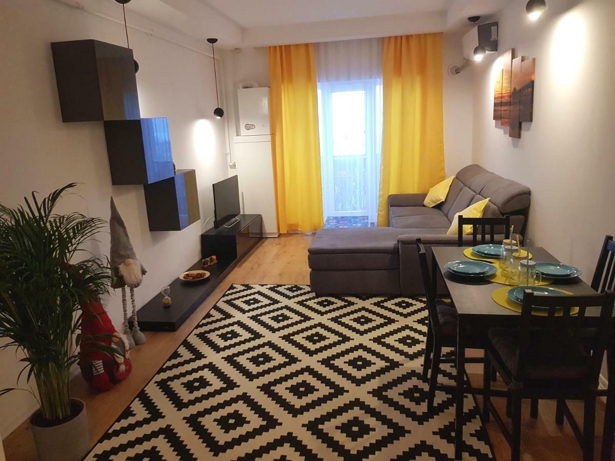 Luxury Apartment With Pool In North Bucharest Cretuleasca Εξωτερικό φωτογραφία